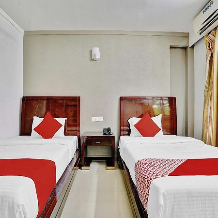 Hotel O Aec Residency Mararikulam Exterior photo