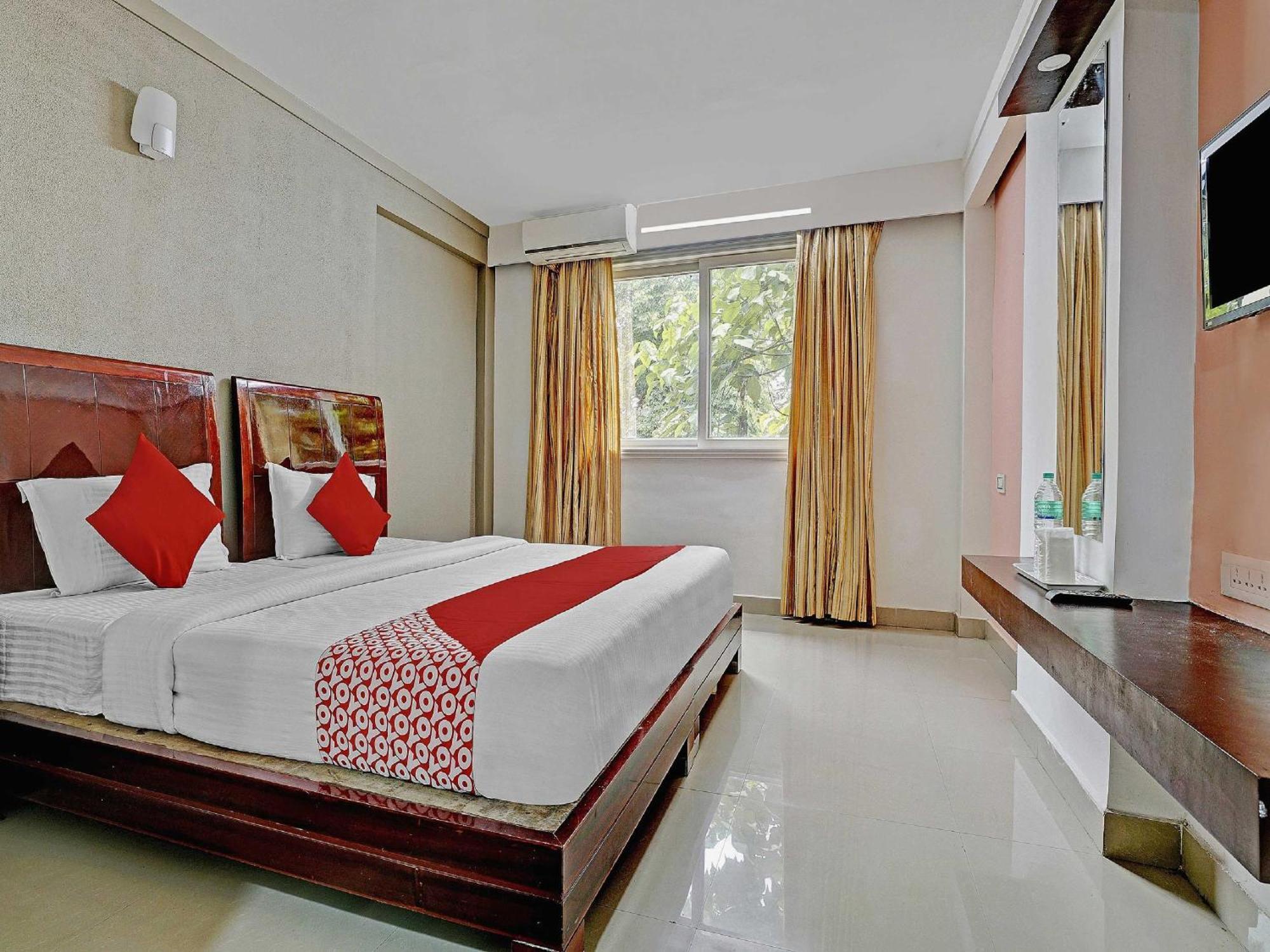 Hotel O Aec Residency Mararikulam Exterior photo